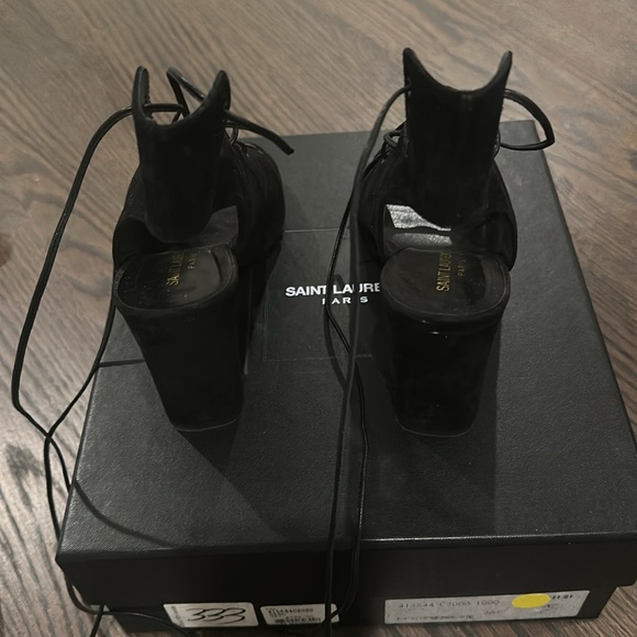 Saint Laurent women’s black lace up suede sandals SIZE 36.5 - Picture 3 of 7